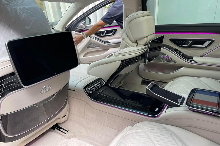 Hang khung Mercedes-Maybach S680 2022 ve Viet Nam gia gan 20 ty dong-Hinh-3