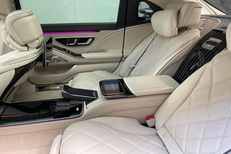 Hang khung Mercedes-Maybach S680 2022 ve Viet Nam gia gan 20 ty dong-Hinh-5