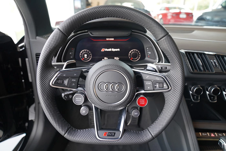 Chi tiet Audi R8 V10 Spyder 2021 mui tran dau tien ve Viet Nam-Hinh-6