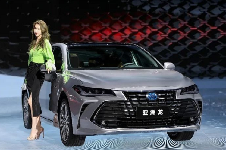 Toyota Avalon 2022 bi 'kha tu' o My nhung van tiep tuc ban o Trung Quoc-Hinh-7