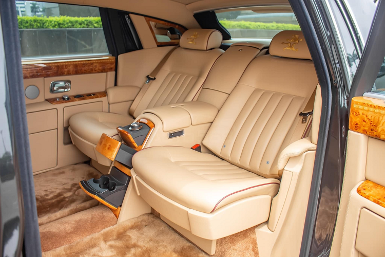 Rolls-Royce Phantom “Rong” hon 35 ty cua Bau Kien tai xuat bat ngo-Hinh-8