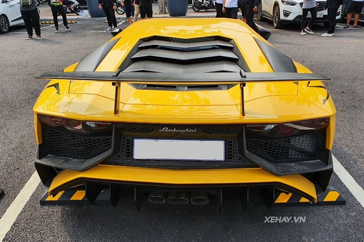 Lamborghini Aventador SV Coupe chi 600 chiec gia hon 30 ty tai Sai Gon-Hinh-2