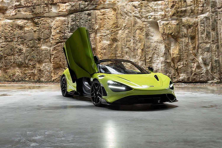 Phien ban McLaren 765LT Spider tai Viet Nam gia tu 29,3 ty dong