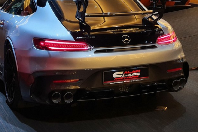 Dai gia Dang Le Nguyen Vu sap chi 15 ty tau Mercedes-AMG GT Black Series?-Hinh-6