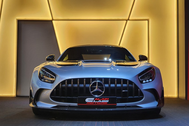 Dai gia Dang Le Nguyen Vu sap chi 15 ty tau Mercedes-AMG GT Black Series?