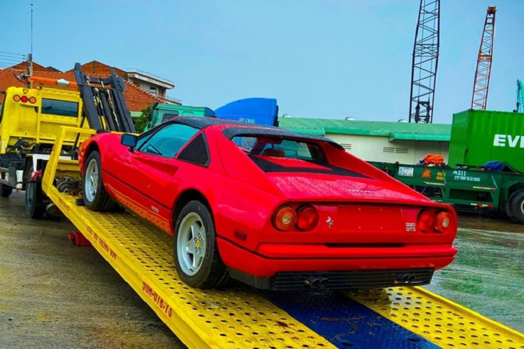 Sieu xe Ferrari 328 GTS mui tran hon 35 nam tuoi ve Viet Nam-Hinh-4