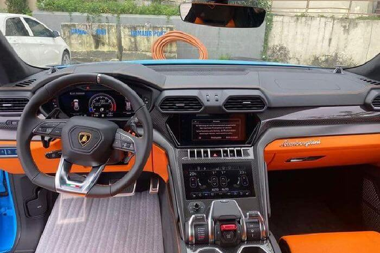 Can canh sieu SUV Lamborghini Urus gia hon 20 ty o Tay do-Hinh-4