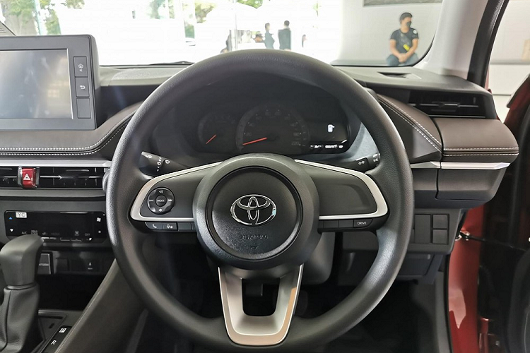 Chi tiet Toyota Vios Sport 2023 gan 350 trieu dong-Hinh-10