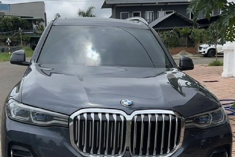 Can canh BMW X7 bien tu quy 9 cua dai gia Lam Dong-Hinh-3