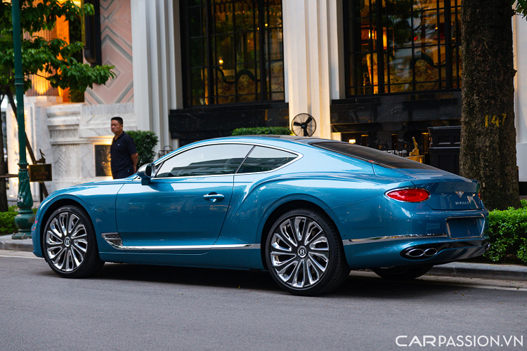 Bat gap Bentley Continental GT Mulliner hon 21 ty lan banh o Ha Noi-Hinh-13