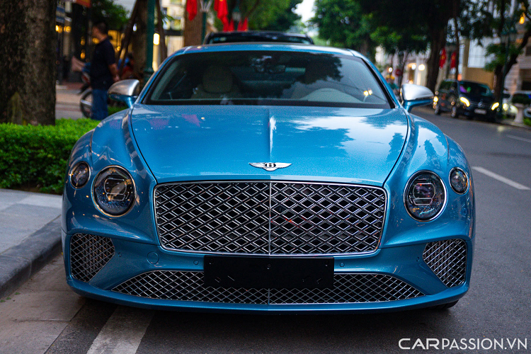 Bat gap Bentley Continental GT Mulliner hon 21 ty lan banh o Ha Noi-Hinh-3