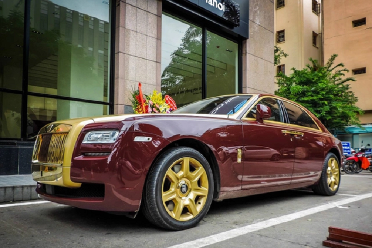 Rolls-Royce Ghost cua ong Trinh Van Quyet len san xe cu?-Hinh-10