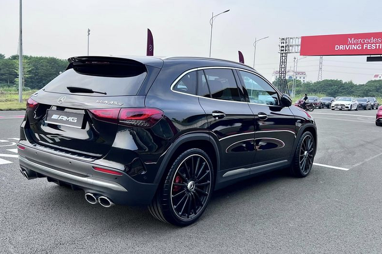 Xuat hien Mercedes-AMG GLA 45 S 4Matic+ hon 3,4 ty o Ha Noi-Hinh-11