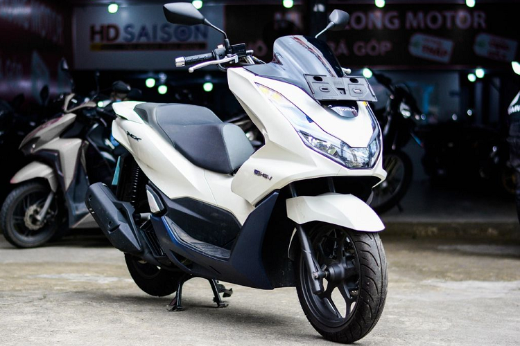 Honda PCX e:HEV ve Viet Nam co gia gan 100 trieu dong