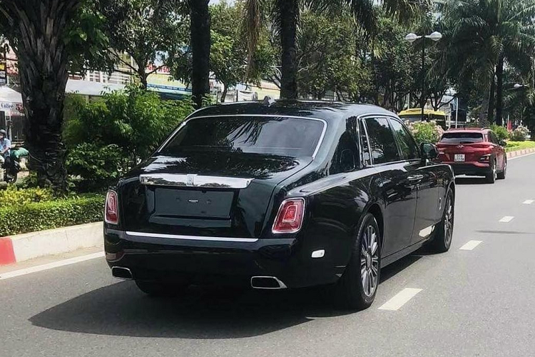 Lo dan sieu xe cua dai gia Vung Tau voi Rolls-Royce Phantom VIII hon 60 ty-Hinh-3