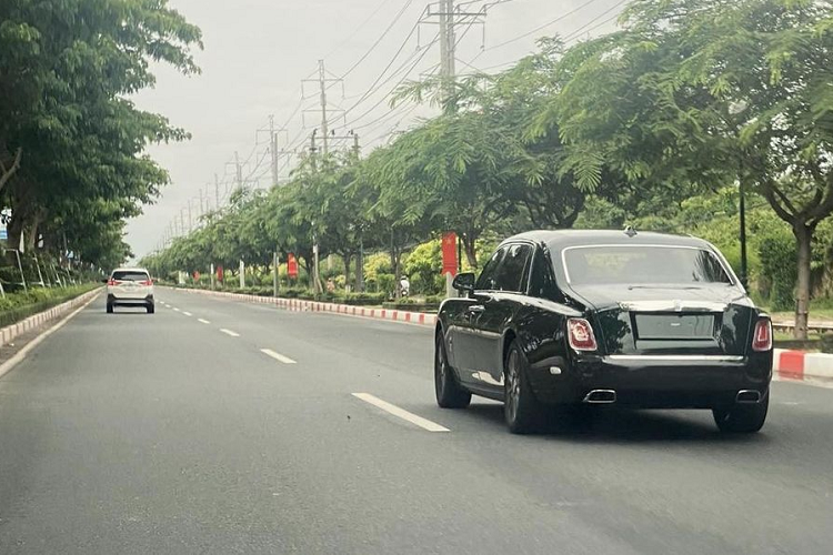 Lo dan sieu xe cua dai gia Vung Tau voi Rolls-Royce Phantom VIII hon 60 ty-Hinh-4