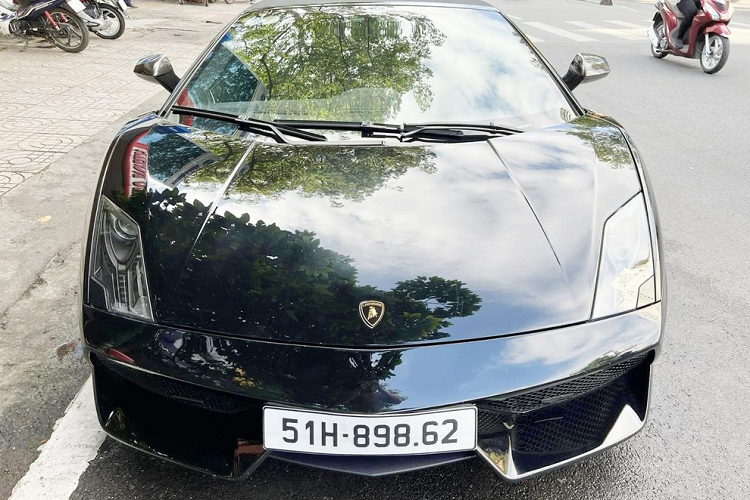 Chi tiet sieu xe Lamborghini Gallardo LP570-4 Spyder cua dai gia Dang Le Nguyen Vu