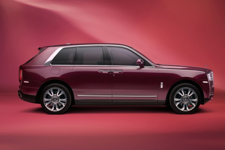 Tan muc Rolls-Royce Cullinan Inspired by Fashion sieu sang-Hinh-3