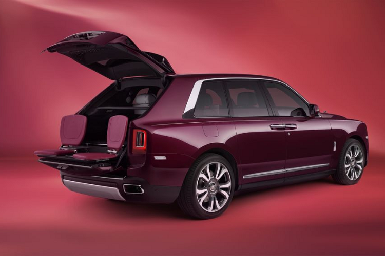 Tan muc Rolls-Royce Cullinan Inspired by Fashion sieu sang-Hinh-4