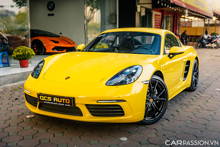 Porsche 718 Cayman chay 3 nam duoc rao ban gan 5 ty o Ha Noi