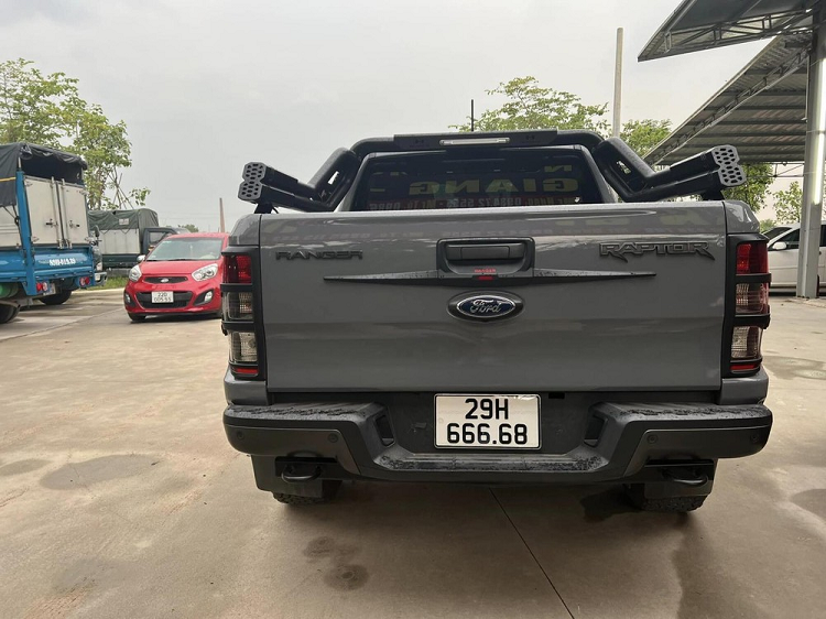 Dan choi dinh gia Ford Ranger bien “tu quy 6” Ha Noi nhu nao?-Hinh-2