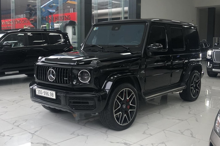 Can canh chiec Mercedes-AMG G63 cua ca si Tuan Hung duoc rao ban hon 12 ty