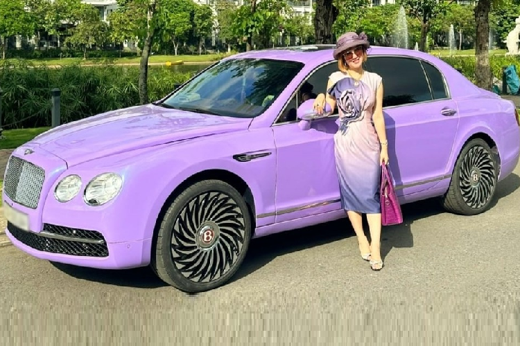 Ngam sieu xe Bentley Continental Flying Spur “tim lim” o Vung Tau-Hinh-3