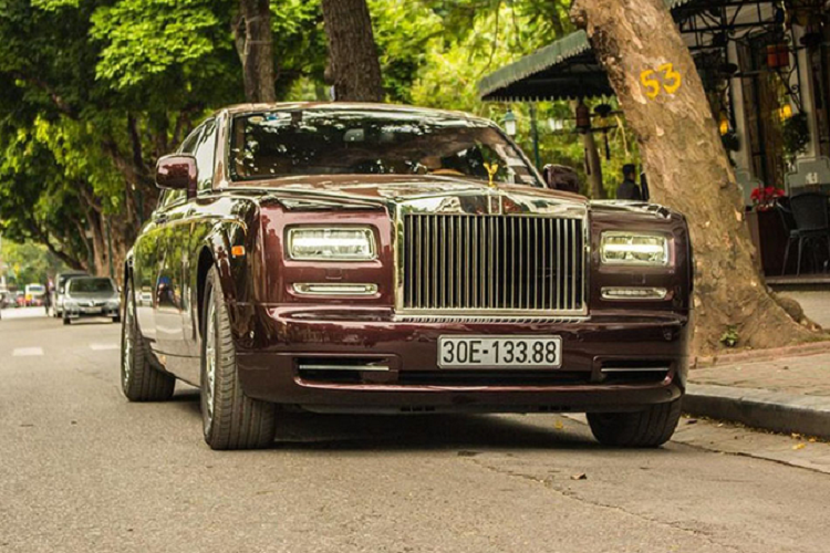 Sieu xe Rolls-Royce Phantom Sacred Fire cua ong Trinh Van Quyet van chua co ai mua-Hinh-5