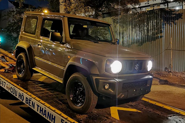 Dai ly bat dau nhan coc Suzuki Jimny 2023, re hon nhap tu 600 trieu-Hinh-2