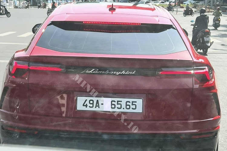 Lamborghini Urus mau doc duoc Dai gia Da Lat tau hon 21 ty-Hinh-2