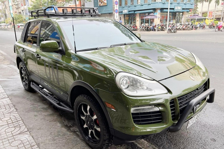 Chi tiet Porsche Cayenne Turbo S do cua Dang Le Nguyen Vu