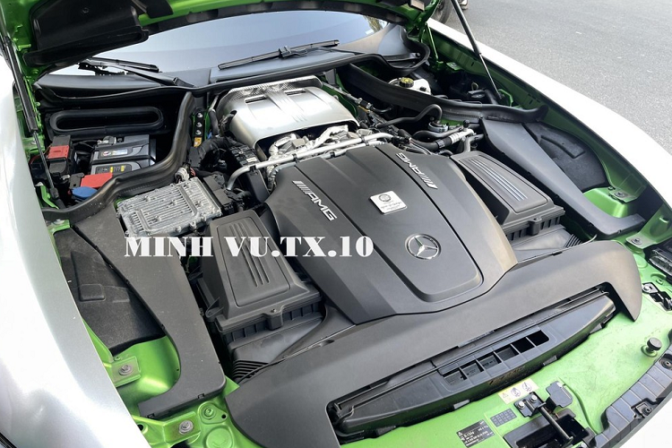 Can canh Mercedes-AMG GT R hon 11 ty bien dep nhat Viet Nam-Hinh-9