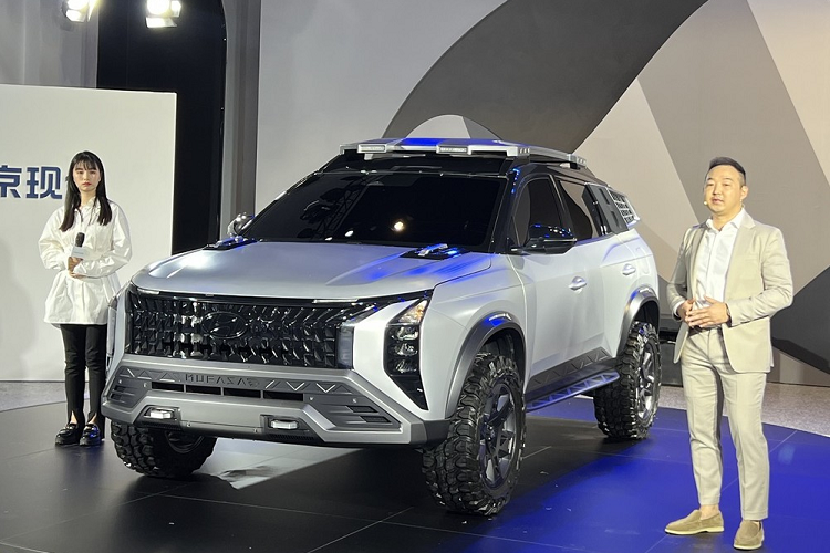 Chi tiet SUV co C cho dan choi off-road