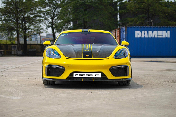 Porsche 718 Cayman GT4 duoc dai gia Thai Nguyen chi gan 1 ty dong do lai