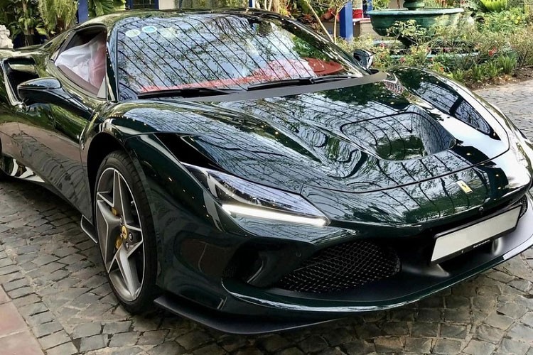 Can canh Ferrari F8 Spider hon 23 ty cua dai gia Viet-Hinh-12