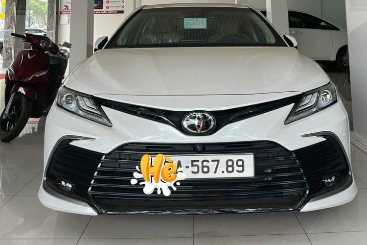 Toyota Camry bien 56789 duoc rao ban 3,5 ty-Hinh-3