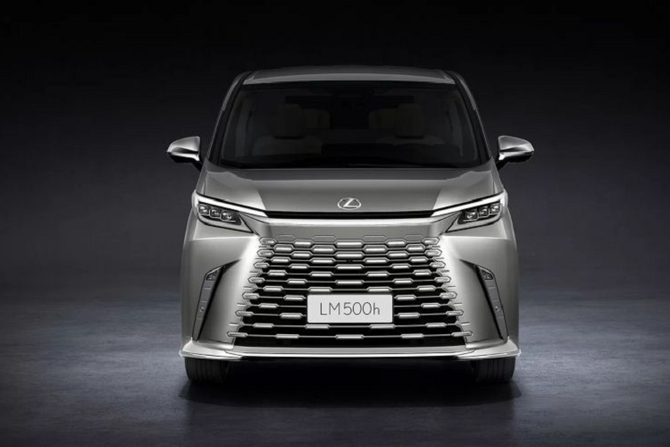 Can canh Lexus LM 2023 sap ve Viet Nam-Hinh-4