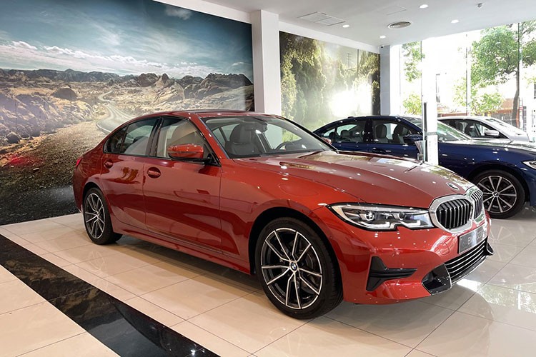 BMW 3-Series tai Viet Nam dang re hon Toyota Camry?-Hinh-9