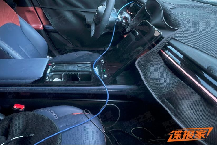 Geely Galaxy L6 chi tu 326 trieu dong-Hinh-6