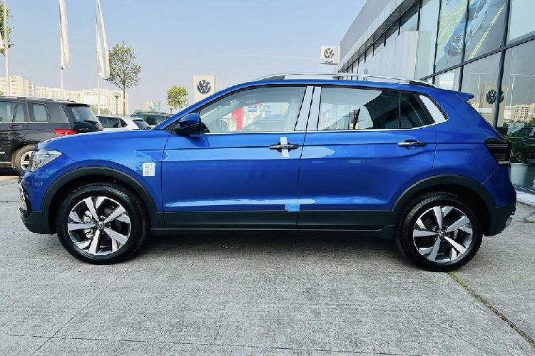 SUV co B Volkswagen T-Cross the he moi dang duoc thanh ly re gan 250 trieu-Hinh-8