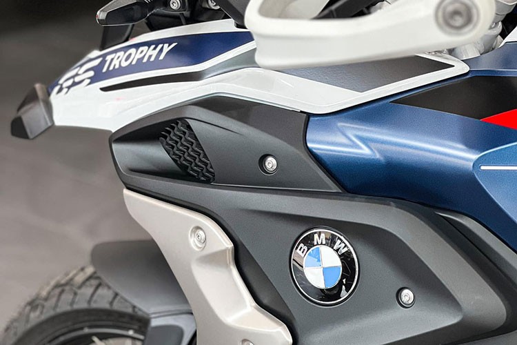 Chi tiet mo to BMW R 1250 GS Trophy tu 650 trieu dong-Hinh-5