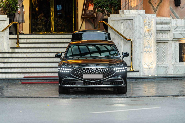 Xem Genesis G90 Limousine 2023 doc nhat Viet Nam-Hinh-2