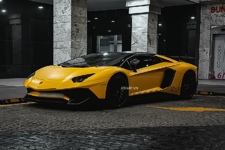 Chi tiet Lamborghini Aventador SV Roadster gan 40 ty o Viet Nam-Hinh-2