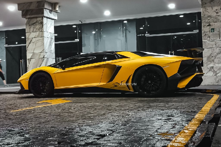 Chi tiet Lamborghini Aventador SV Roadster gan 40 ty o Viet Nam-Hinh-3