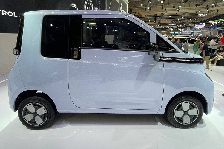 Wuling Air ev ban tieu chuan gia 325 trieu dong-Hinh-6