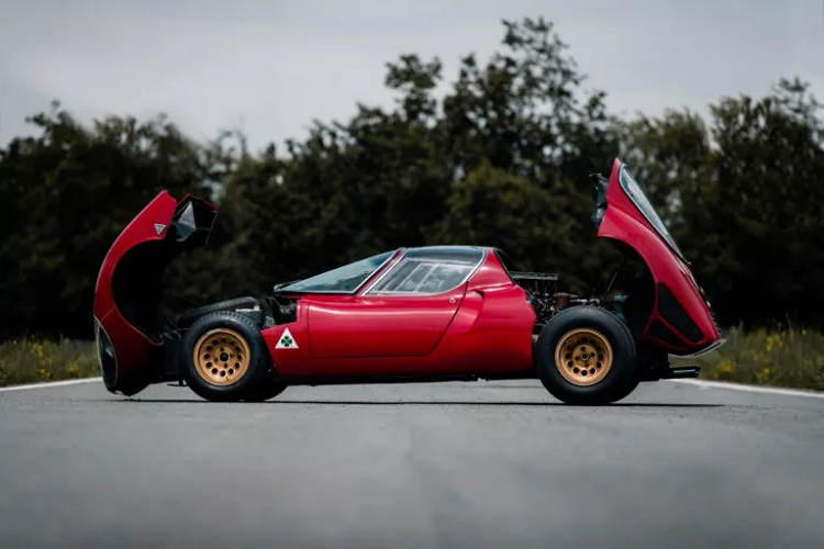 Sieu xe the he moi Alfa Romeo 33 Stradale-Hinh-3