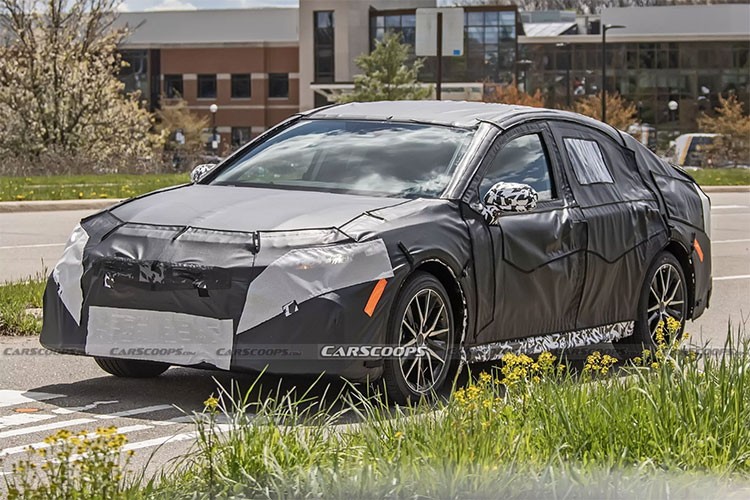 Lo dien Toyota Camry 2025 mang ve ngoai tre trung, nang dong-Hinh-7