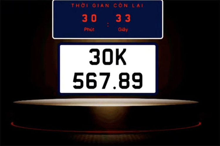 Bien so sieu dep 30K-567.89 ban duoc 16,5 ty sau khi dai gia bo coc