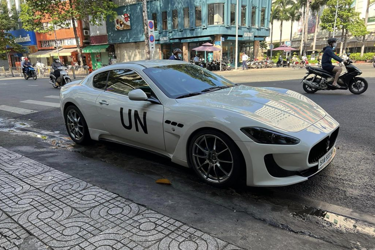 Xem Maserati GranTurismo hon 2,5 ty cua dai gia Trung Nguyen-Hinh-3