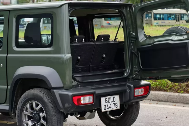 Can canh Suzuki Jimny - chiec SUV cho dan choi-Hinh-8